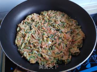 南瓜胡萝卜鸡蛋饼的做法步骤：6