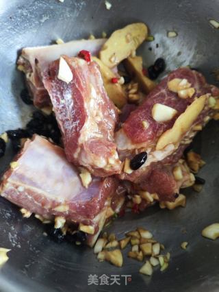 蒜蓉豆豉蒸排骨的做法步骤：5