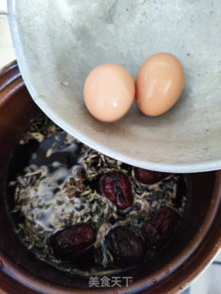 艾叶红枣蛋的做法步骤：8