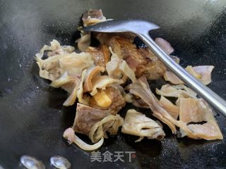 墨鱼炖排骨的做法步骤：5