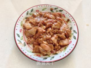 饭菜一锅出—鸡腿土豆焖饭的做法步骤：4