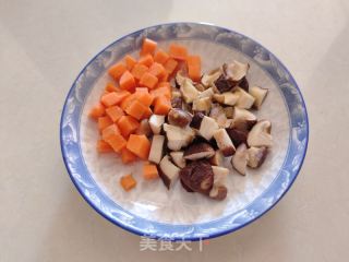 饭菜一锅出—鸡腿土豆焖饭的做法步骤：5