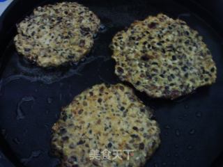 三色糙米饭饼的做法步骤：6
