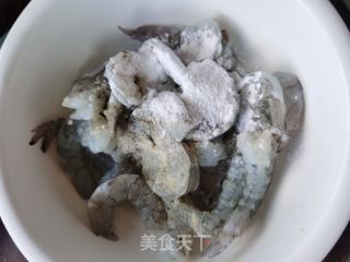 蒜蓉虾的做法步骤：2