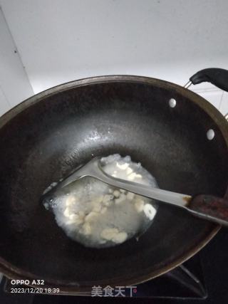 秋葵炒肉的做法步骤：5