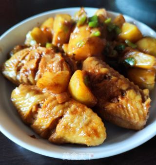 土豆焖鸡翼的做法步骤：6