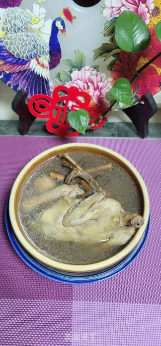 春砂仁根鸽子汤的做法步骤：7