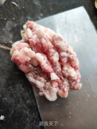 肉末虾粒炒饭的做法步骤：1