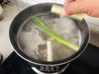 煮羊骨头的做法步骤：4