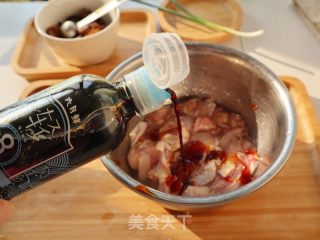 广式冬菇蒸滑鸡的做法步骤：6