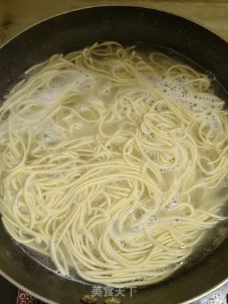 拌凉面的做法步骤：2