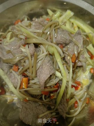 金针菇拌牛肉片的做法