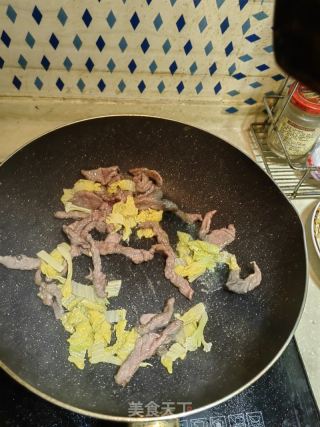 牛肉丝炒面的做法步骤：6