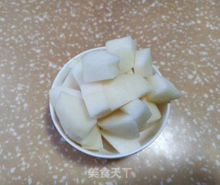 百合酥梨银耳羹的做法步骤：3