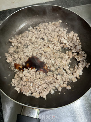 肉沫干鱿鱼炒粉丝的做法步骤：5