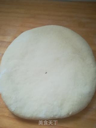 牛肉皮芽子饺子的做法步骤：1