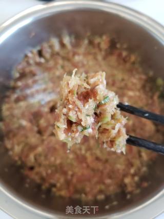 冬至吃饺子喽～猪肉白萝卜饺子的做法步骤：7