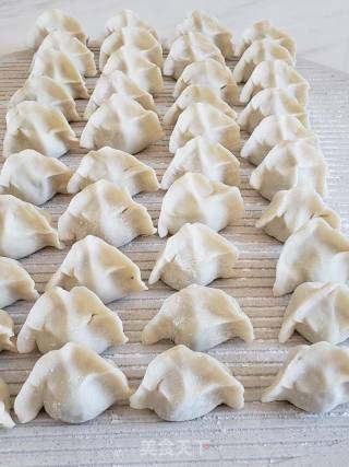 冬至吃饺子喽～猪肉白萝卜饺子的做法步骤：10