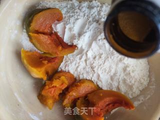 南瓜枣山的做法步骤：2