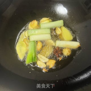 土豆炖牛肉的做法步骤：4