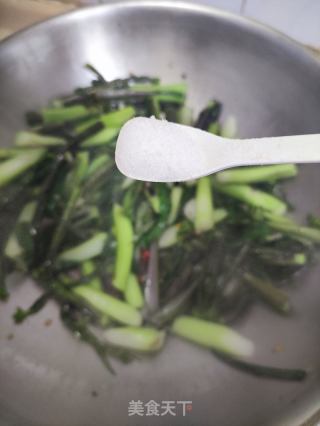 蒜蓉炒红菜苔的做法步骤：7
