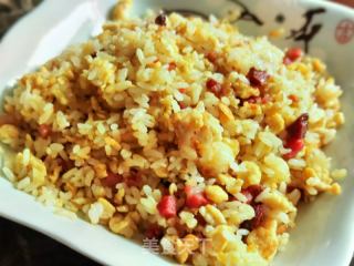 腊肉丁炒饭的做法