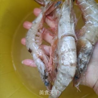 鲜虾时蔬炒荞麦面的做法步骤：4