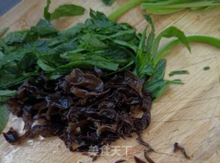 鲜虾时蔬炒荞麦面的做法步骤：6