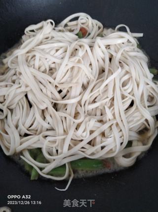 豆角焖面的做法步骤：9