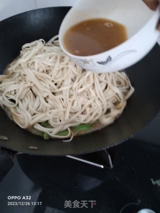 豆角焖面的做法步骤：10