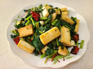 雪里红炒豆腐的做法步骤：7
