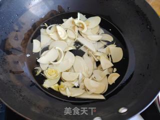 冬笋蒸酱肉的做法步骤：3