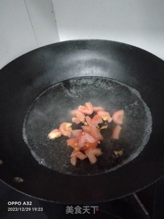 西红柿紫菜鸡蛋汤的做法步骤：3