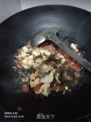 西红柿紫菜鸡蛋汤的做法步骤：7