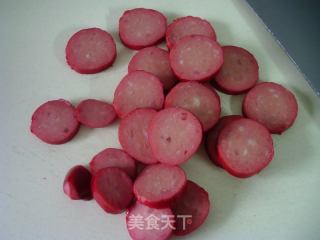 红肠炒牛心菜的做法步骤：2