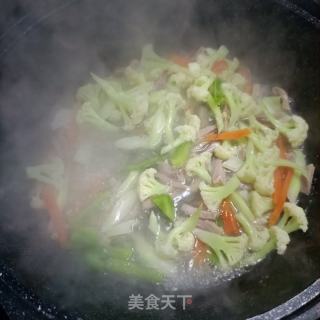 金华火腿炒花菜的做法步骤：8