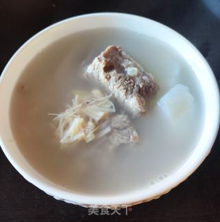 瑶柱白萝卜排骨汤的做法步骤：9