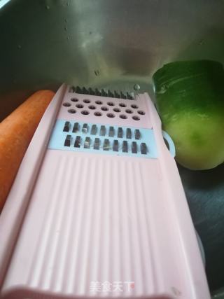 炸萝卜丸子的做法步骤：1