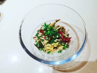 凉拌卤豆干的做法步骤：2