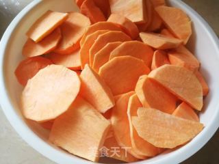 薯泥饼的做法步骤：1