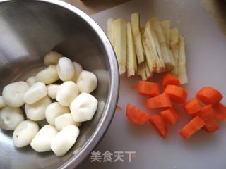 广式羊腩煲的做法步骤：2