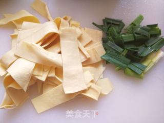 广式羊腩煲的做法步骤：4