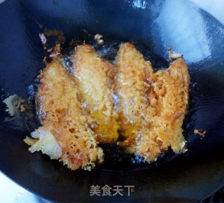 酥炸小鳎目鱼的做法步骤：5