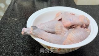 鲍鱼焖鸡的做法步骤：1