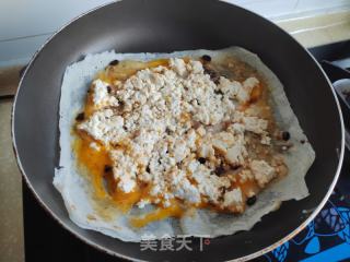 香菜豆腐鸡蛋饼的做法步骤：6
