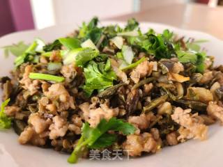 蒜香干豆角炒肉沫的做法