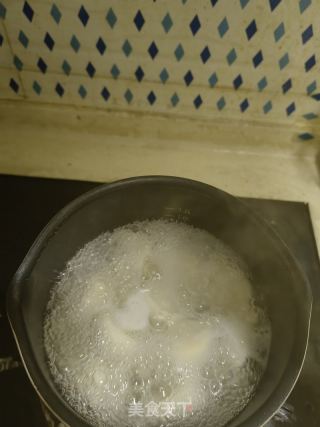 生菜煮水饺的做法步骤：2