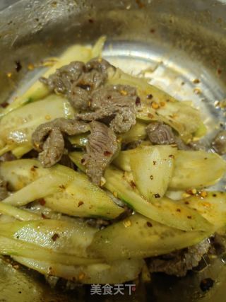 黄瓜拌肉片的做法