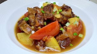 番茄土豆炖牛腩的做法