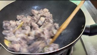 番茄土豆炖牛腩的做法步骤：5